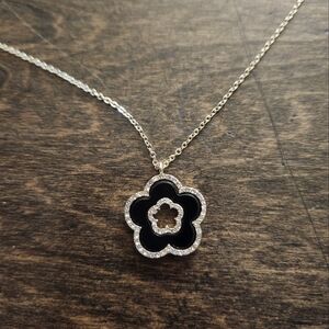 Parklane necklace, Holly